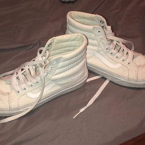 White vans(7 women’s)(5.5 men)